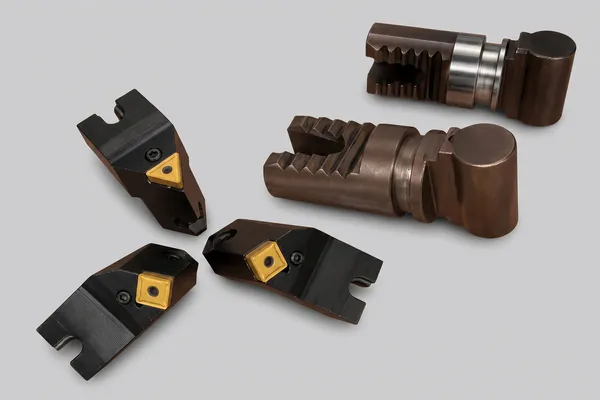 Small CNC Lathe Toolholders and BT Series Pull Studs